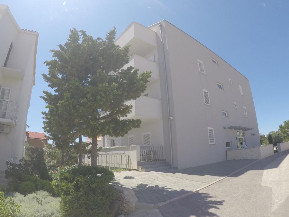 Vila Novak Novalja Exterior foto